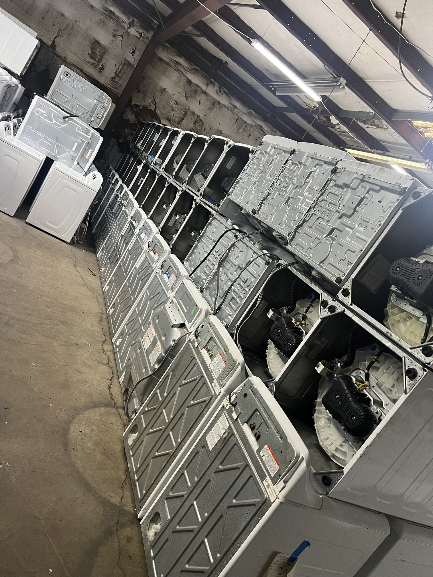 Stacked appliance units